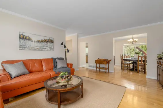 3679 Mountain Highway, North Vancouver For Sale - image 8