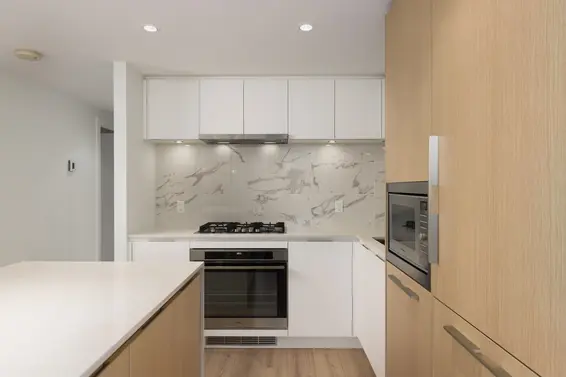 1203 1500 Fern Street, North Vancouver For Sale - image 8