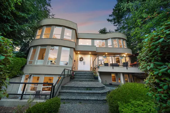 1543 Jefferson Avenue, West Vancouver