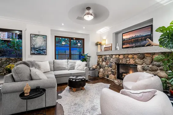 3394 Mahon Avenue, North Vancouver For Sale - image 10