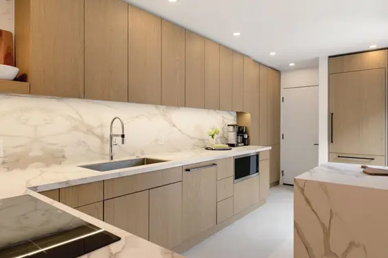 3 226 East 10th Street, North Vancouver For Sale - image 10