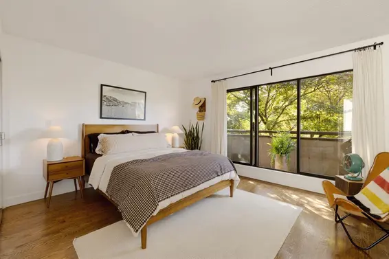 3 226 East 10th Street, North Vancouver For Sale - image 23