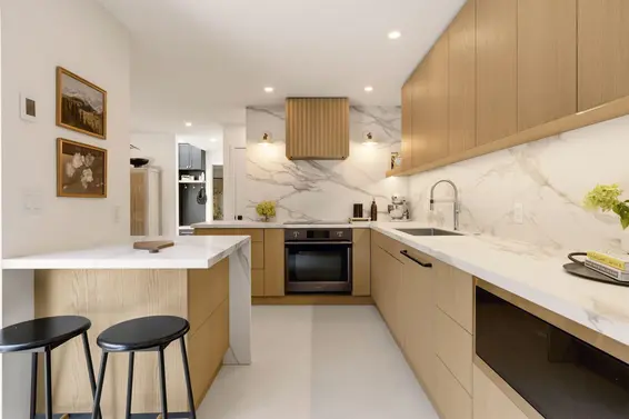 3 226 East 10th Street, North Vancouver For Sale - image 9