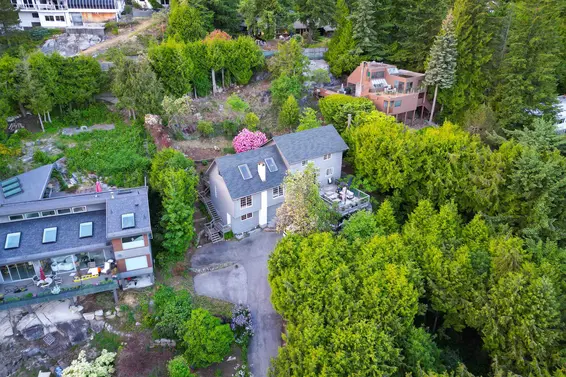 4607 Woodgreen Drive, West Vancouver For Sale - image 3