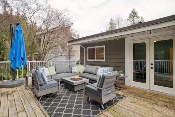 2569 Hyannis Point, North Vancouver For Sale - image 31