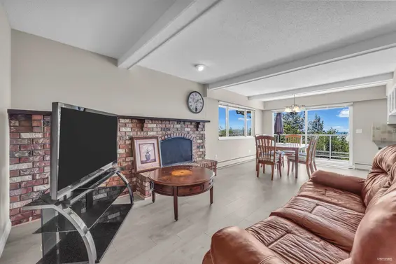 1368 Tyrol Road, West Vancouver For Sale - image 19