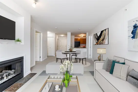 404 183 West 23Rd Street, North Vancouver