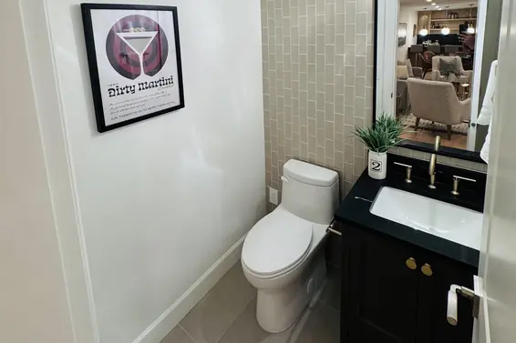 690 East Windsor Road, North Vancouver For Sale - image 24