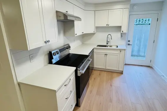 690 East Windsor Road, North Vancouver For Sale - image 28