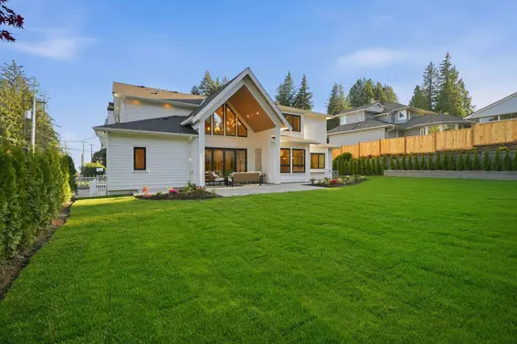690 East Windsor Road, North Vancouver For Sale - image 39