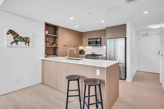 501 1471 Hunter Street, North Vancouver For Sale - image 11