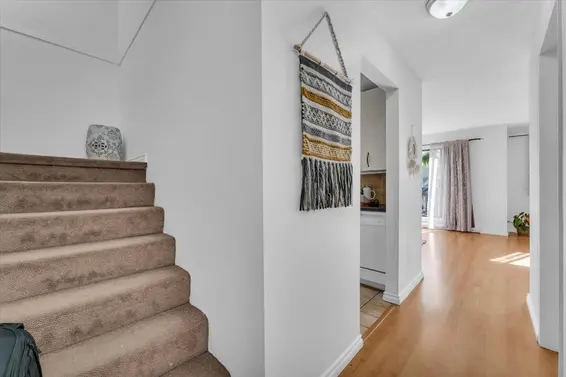 3295 Mountain Highway, North Vancouver For Sale - image 14