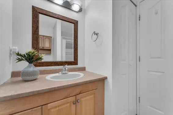 3295 Mountain Highway, North Vancouver For Sale - image 29