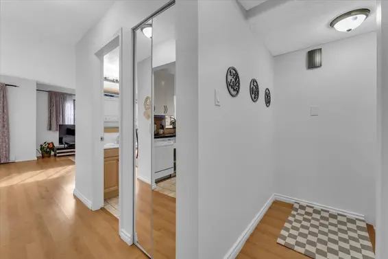 3295 Mountain Highway, North Vancouver For Sale - image 33