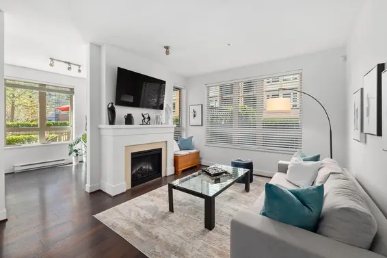 110 2601 Whiteley Court, North Vancouver