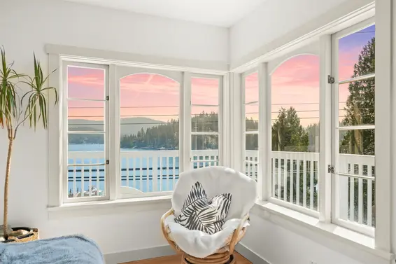 2689 Panorama Drive, North Vancouver For Sale - image 8