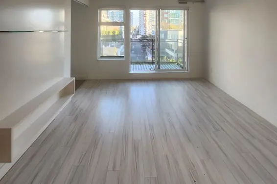 313 111 East 3rd Street, North Vancouver For Sale - image 3