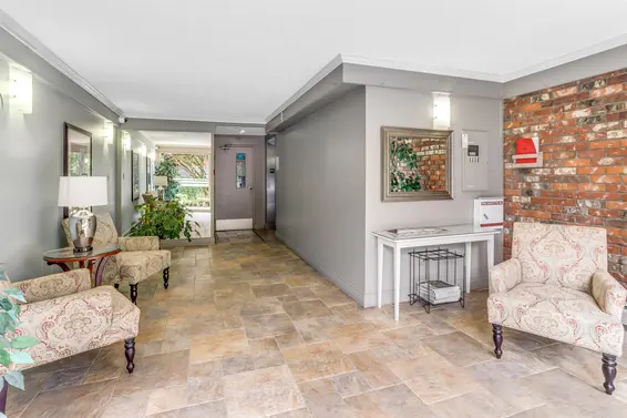 1214 235 Keith Road, West Vancouver For Sale - image 3