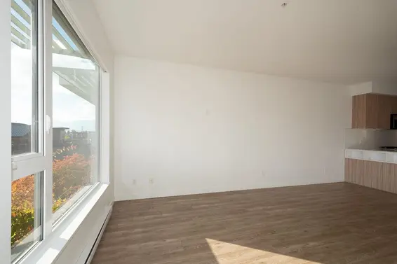 403 1061 Marine Drive, North Vancouver For Sale - image 14