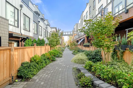 157 555 East 2nd Street, North Vancouver For Sale - image 38