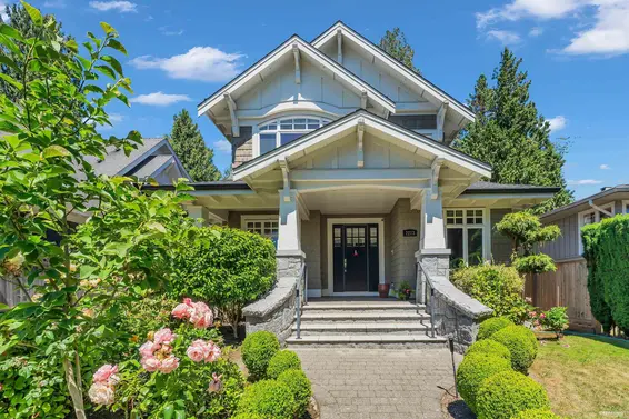 2213 Jefferson Avenue, West Vancouver
