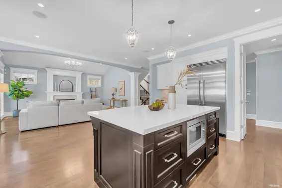 2213 Jefferson Avenue, West Vancouver For Sale - image 15