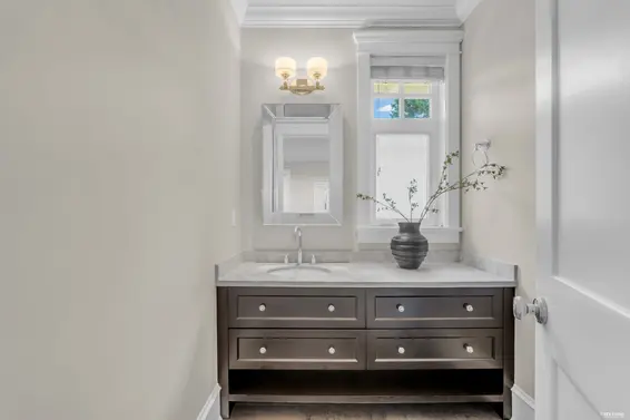 2213 Jefferson Avenue, West Vancouver For Sale - image 19