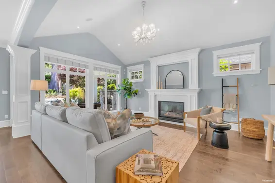 2213 Jefferson Avenue, West Vancouver For Sale - image 5