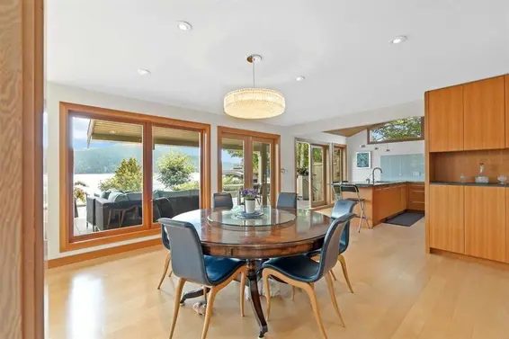668 Beachview Drive, North Vancouver For Sale - image 11