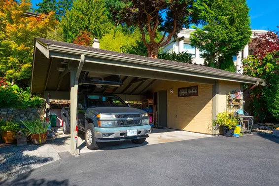 560 Craigmohr Drive, West Vancouver For Sale - image 11