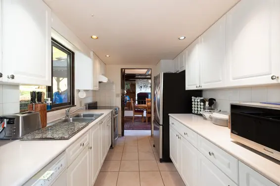 560 Craigmohr Drive, West Vancouver For Sale - image 16