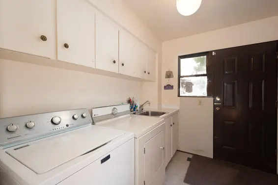 560 Craigmohr Drive, West Vancouver For Sale - image 23