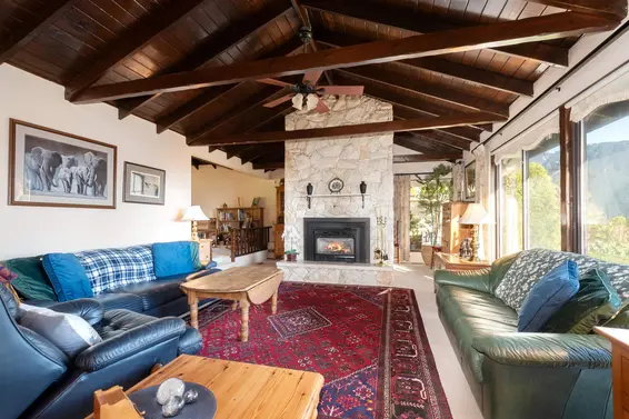 560 Craigmohr Drive, West Vancouver For Sale - image 3