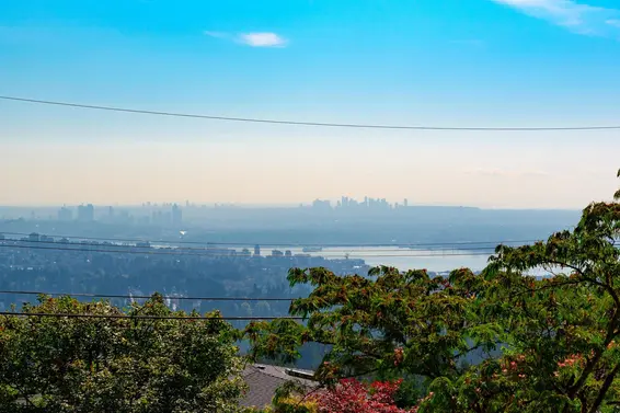 560 Craigmohr Drive, West Vancouver For Sale - image 9