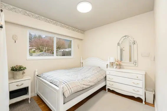 1068 Canyon Boulevard, North Vancouver For Sale - image 16