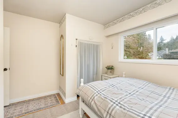 1068 Canyon Boulevard, North Vancouver For Sale - image 17