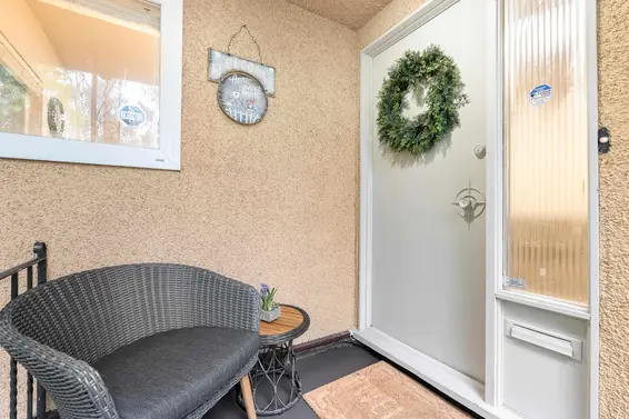 1068 Canyon Boulevard, North Vancouver For Sale - image 3