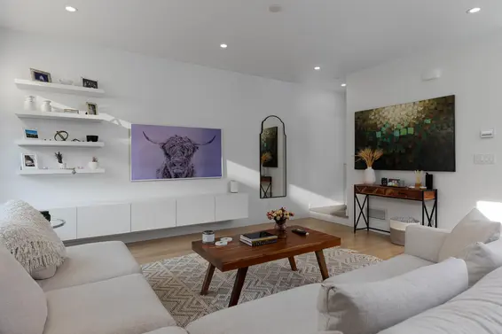 17 602 Lile Drive, North Vancouver For Sale - image 3