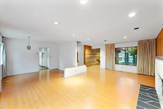 1064 Ruthina Avenue, North Vancouver For Sale - image 12