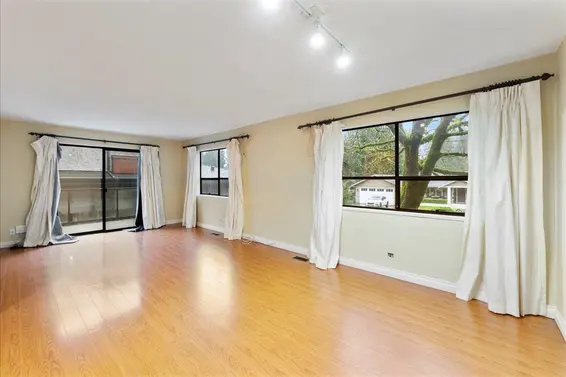 1064 Ruthina Avenue, North Vancouver For Sale - image 23