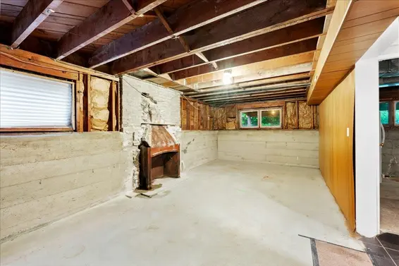 1064 Ruthina Avenue, North Vancouver For Sale - image 39