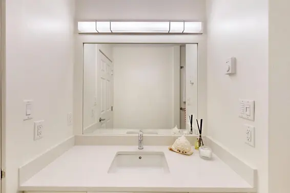 304 1528 Bowser Avenue, North Vancouver For Sale - image 19