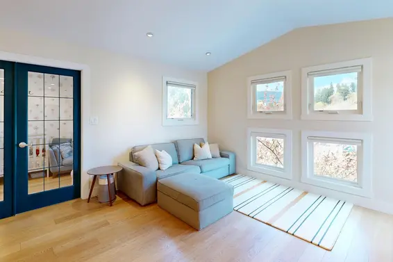 304 1528 Bowser Avenue, North Vancouver For Sale - image 8