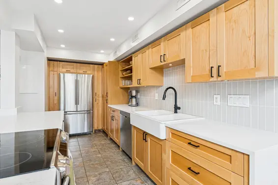1053 Old Lillooet Road, North Vancouver For Sale - image 5