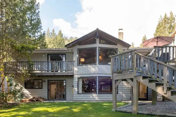 4700 Tourney Road, North Vancouver