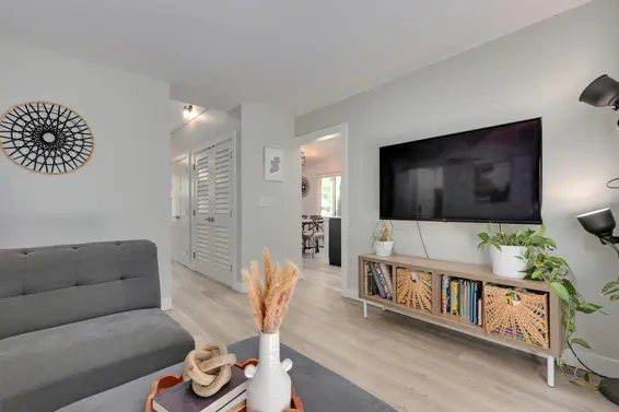 1460 Hamber Court, North Vancouver For Sale - image 11