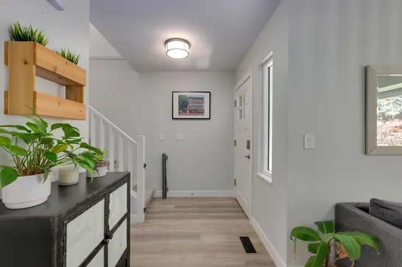 1460 Hamber Court, North Vancouver For Sale - image 15