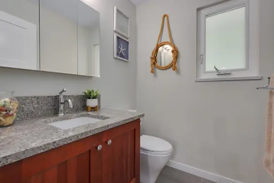 1460 Hamber Court, North Vancouver For Sale - image 20