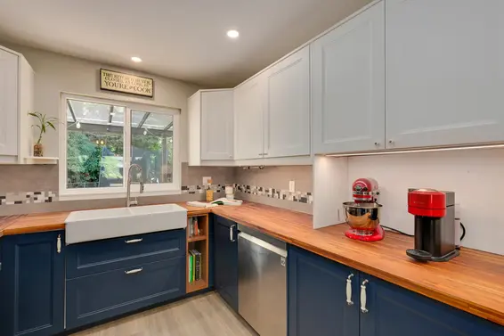 1460 Hamber Court, North Vancouver For Sale - image 4