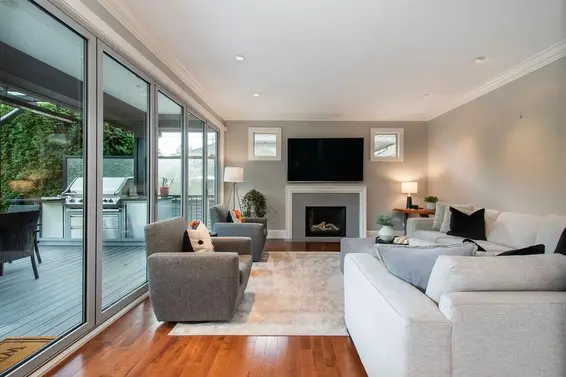 956 Belmont Avenue, North Vancouver For Sale - image 14